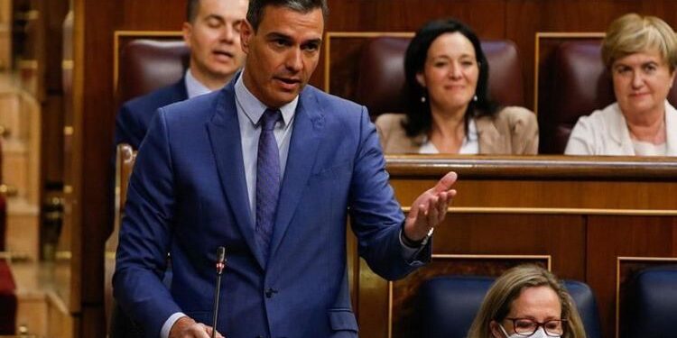 سانشيز يعلن حل البرلمان الاسباني والدعوة إلى انتخابات مبكرة